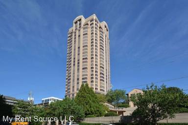 Main picture of Oaks At Buckhead Condominium