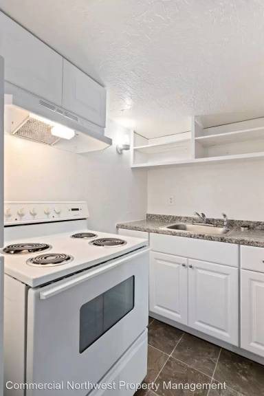 Main picture of 456 2nd Ave N