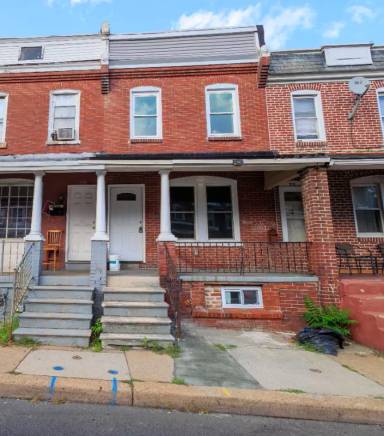 Main picture of 1717 W 2nd St