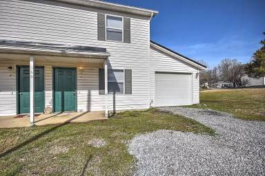 Main picture of 360 Britton Ave