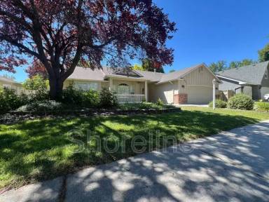 Main picture of 5875 N Brooklet Pl