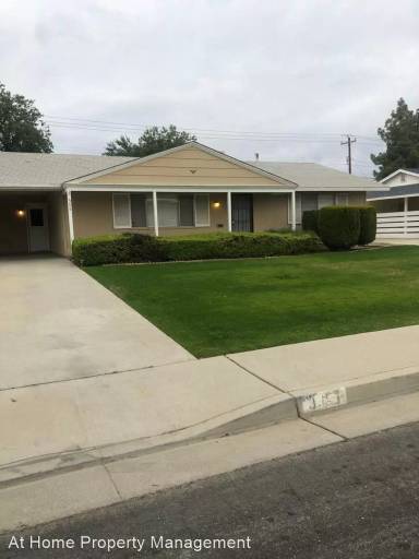 Main picture of 309 River Oaks Dr