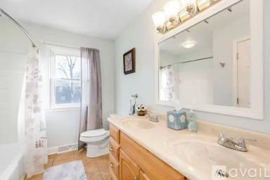 Main picture of 8133 E 133rd Ter