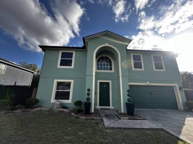Main picture of 15040 SW 39th Cir