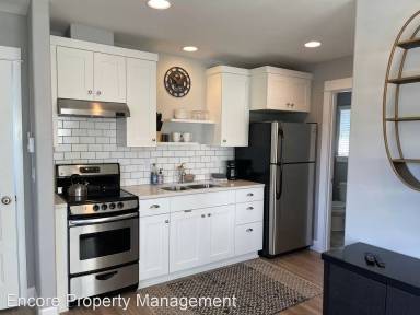 Main picture of 620 NE Vail Ln