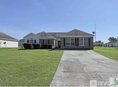 Main picture of 5025 Scotch Pine Ave