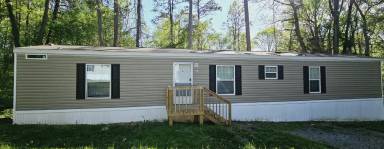 Main picture of 152 Songbird Ln