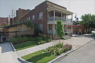 Main picture of 720 Walnut St