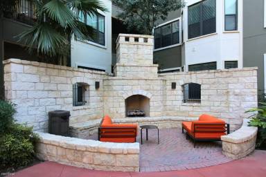 Main picture of 404 Rio Grande