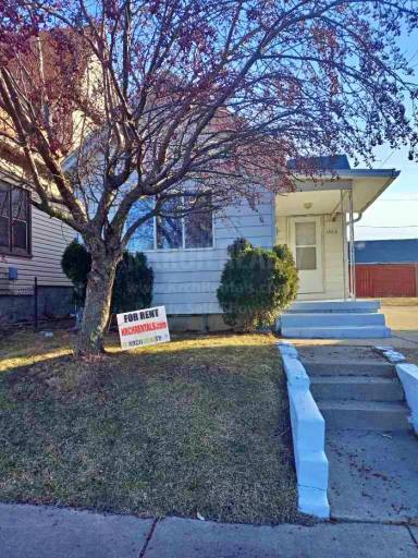 Main picture of 1502 Walnut St