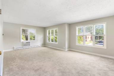 Main picture of 9421 W North Ave