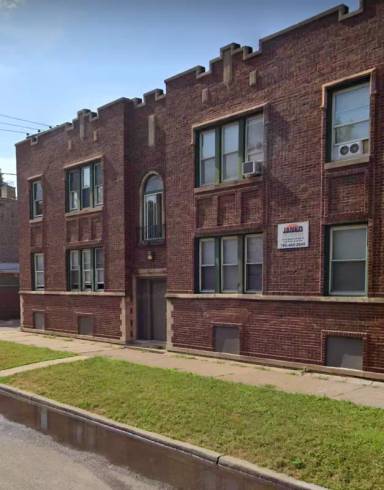 Main picture of 7144 S Rhodes Ave