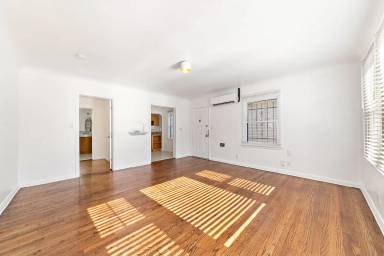 Main picture of 1807 W Silver Lake Dr