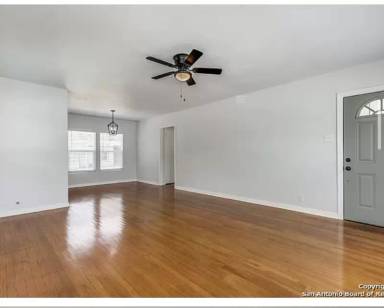 Main picture of 229 Greer St