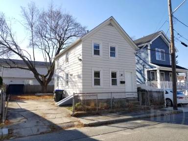 Main picture of 52 Tappan St