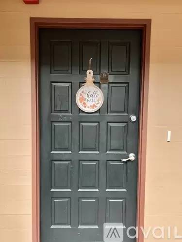 Main picture of 10600 NE 29th St
