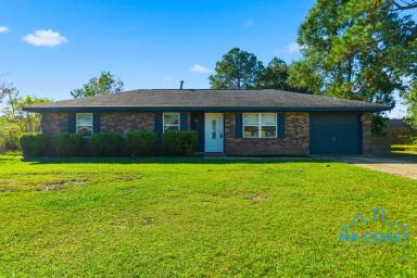Main picture of 609 Temple Dr