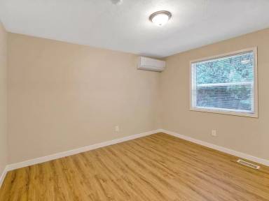 Main picture of 4337 NE 79th Ave