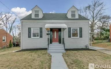 Main picture of 2417 Ramblewood Dr