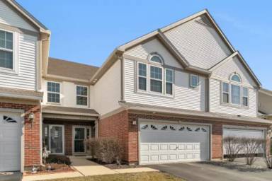 Main picture of 8534 Foxborough Way