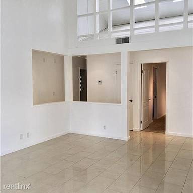 Main picture of 803 Windermere Rd