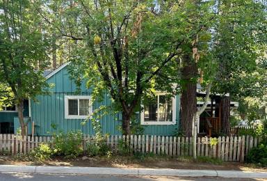 Main picture of 2598 Chris Ave