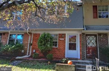 Main picture of 8431 Norwood Dr