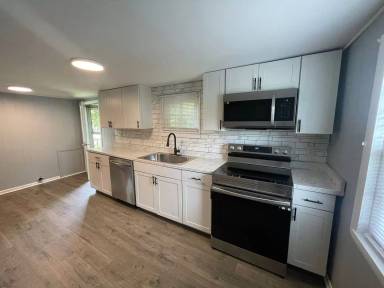 Main picture of 1801 Ridge Ave