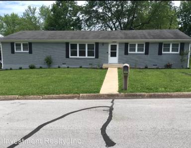 Main picture of 1402 Whitney Ln
