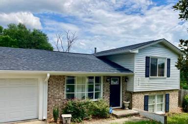 Main picture of 2533 Parkway Dr