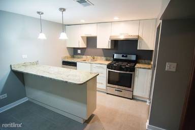 Main picture of 1016 W Dakin St