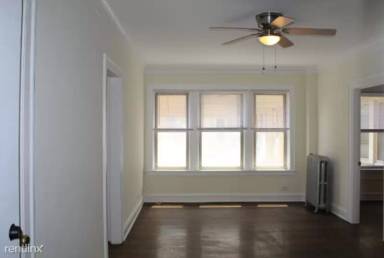 Main picture of 6720-30 S Jeffery Blvd Apartments