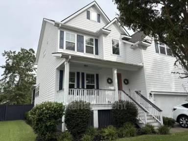 Main picture of 2299 Skyler Dr