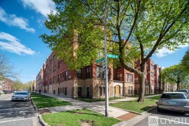 Main picture of 6801 S Clyde Ave