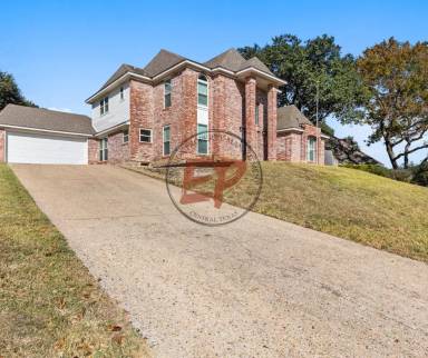 Main picture of 4209 Green Oak Dr
