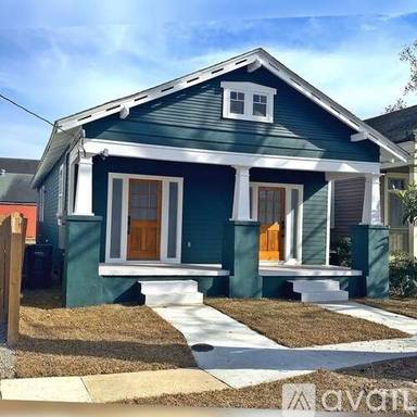 Main picture of 1004 Verret St
