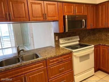 Main picture of 15440 SW 82nd Ln