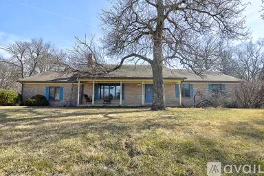 Main picture of 8400 Bunnell Hill Rd