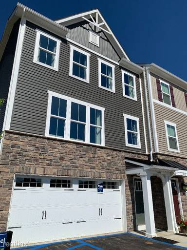 Main picture of 3000 Olivetre Dr