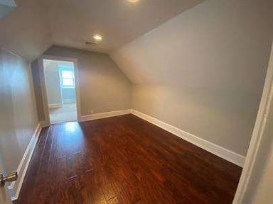 Main picture of 212 Forster St