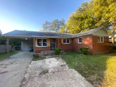 Main picture of 3963 Kenosha Rd