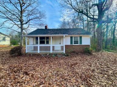 Main picture of 303 Sedalia Rd