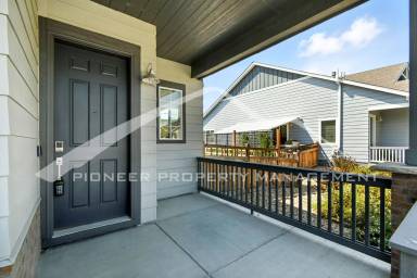 Main picture of 791 Plum Creek Ct