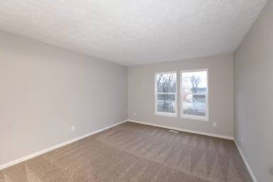 Main picture of 4015 Shadow Pointe Ln