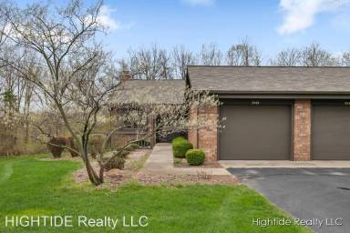 Main picture of 3448 Eagle Ridge Ct NE