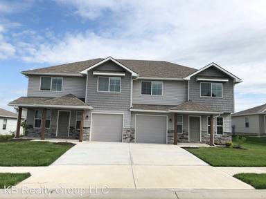 Main picture of 202 SW Marigold St