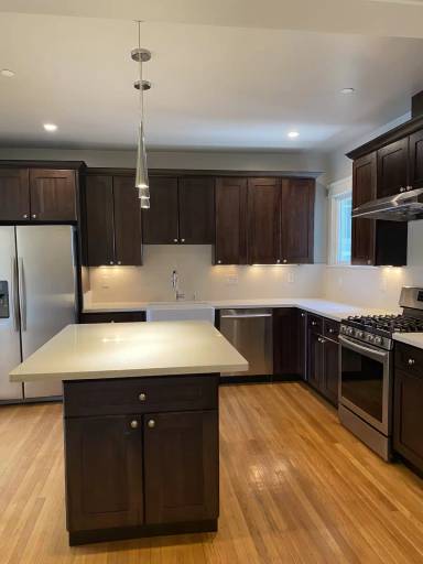 Main picture of 5926 California St