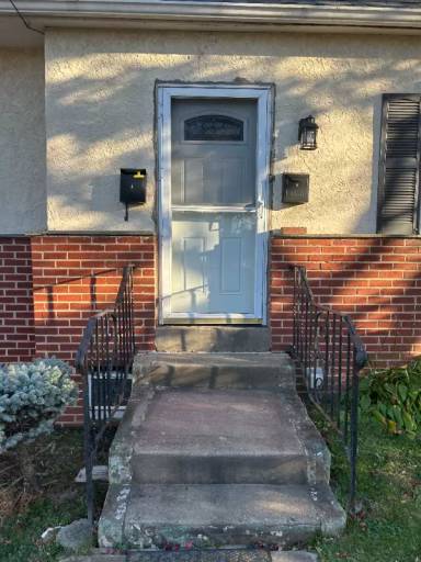Main picture of 2418 Welsh Rd
