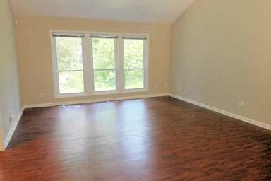 Main picture of 6017 Crabapple Rd