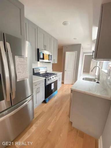 Main picture of 852 N 19th St